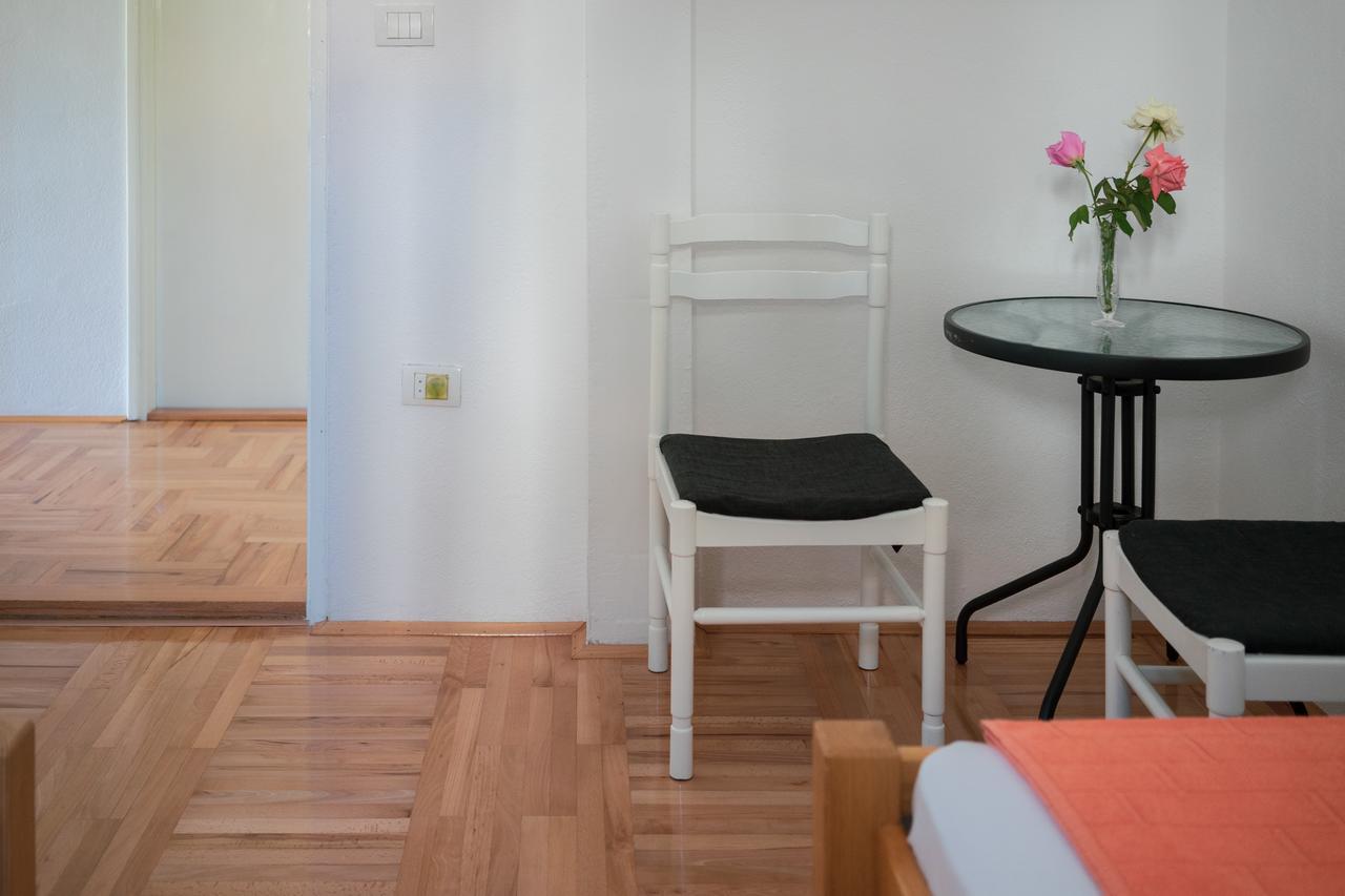 Apartment Maric Требинє Екстер'єр фото
